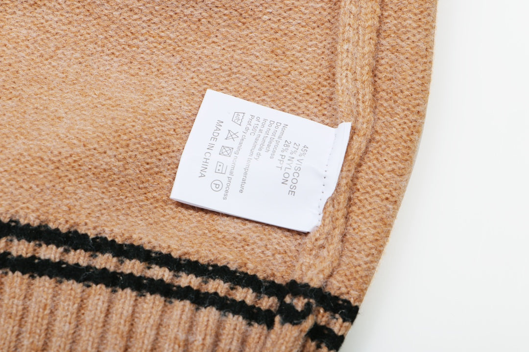 Classic Fashion Sweater-1371