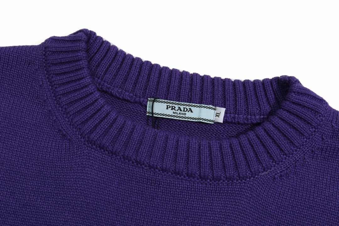 Classic Fashion Sweater-1402