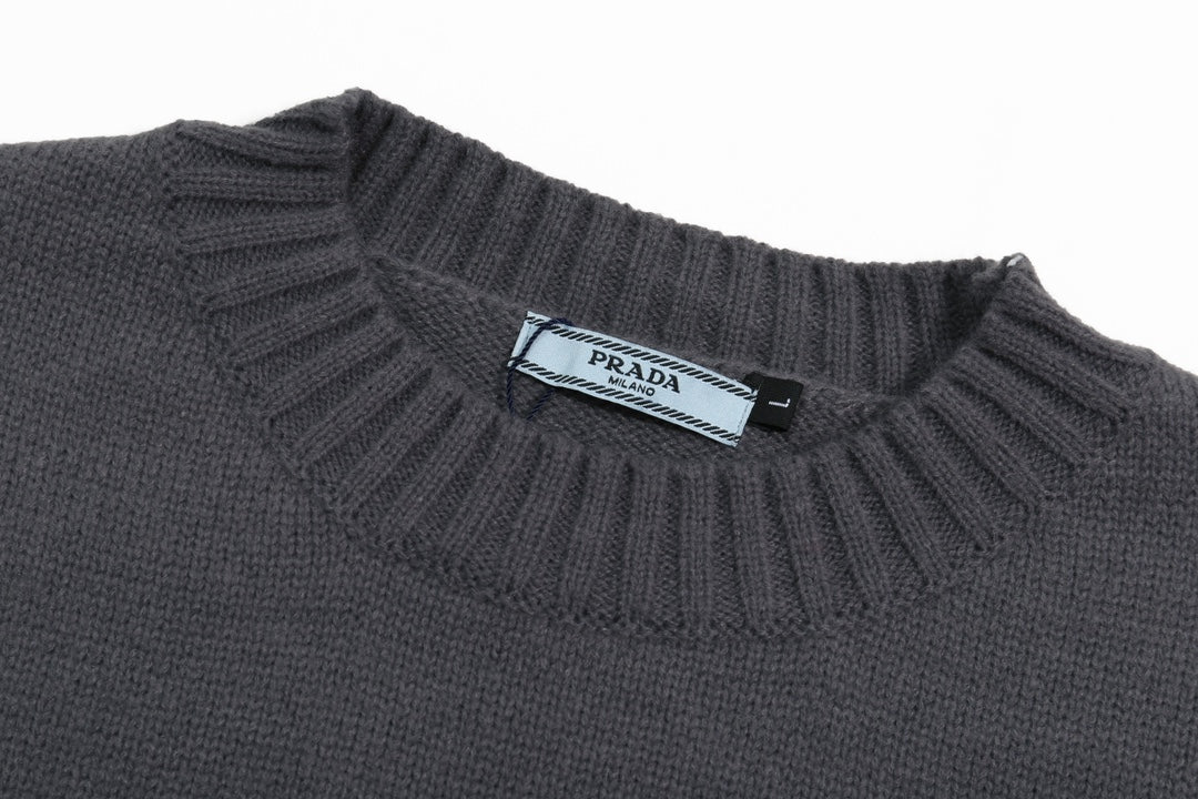 Classic Fashion Sweater-1403