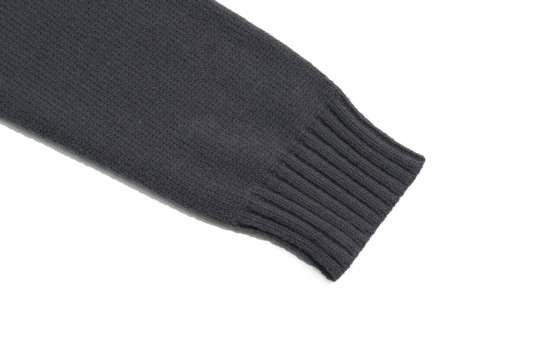 Classic Fashion Sweater-1403