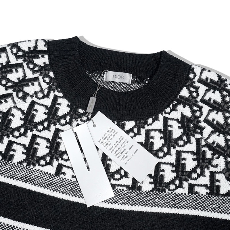 Classic Fashion Sweater-1428